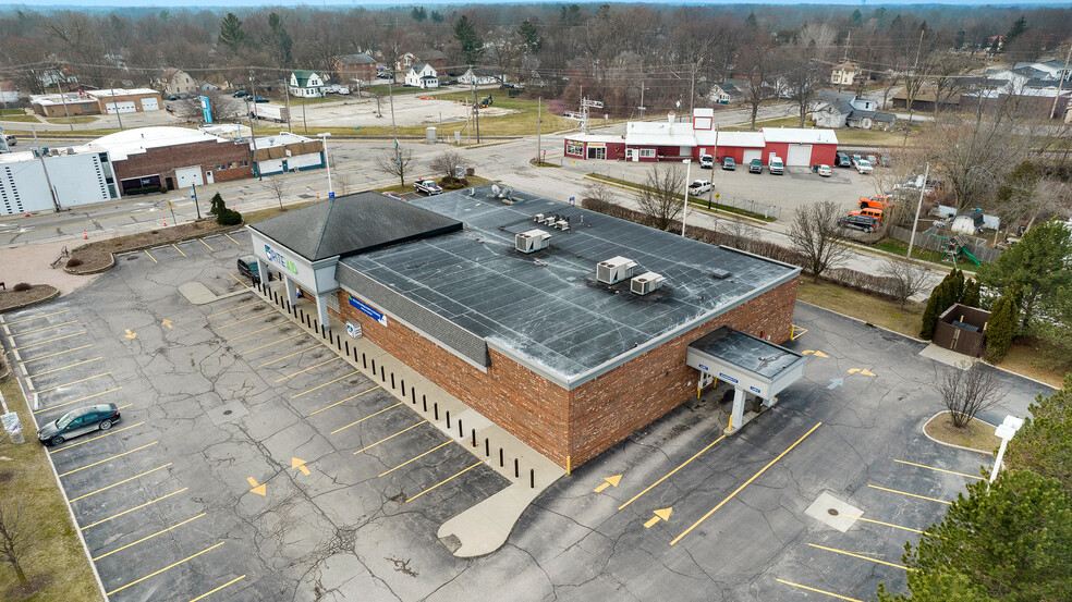 11801 N Saginaw St, Mount Morris, MI for sale - Building Photo - Image 2 of 9