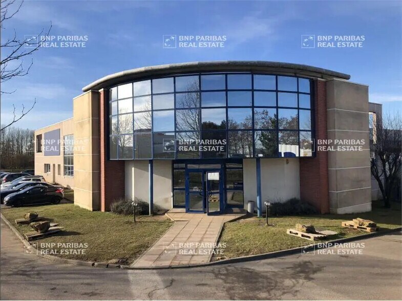 Flex in Ennery for lease - Building Photo - Image 2 of 10