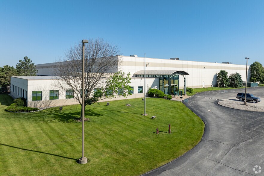 2802 Bloomington Rd, Champaign, IL for sale - Primary Photo - Image 1 of 1