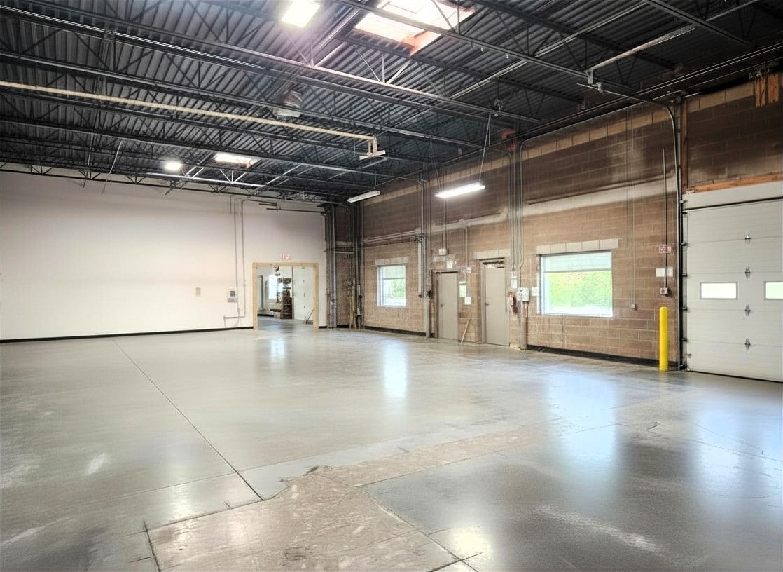 4009 Felland Rd, Madison, WI for lease Interior Photo- Image 1 of 6