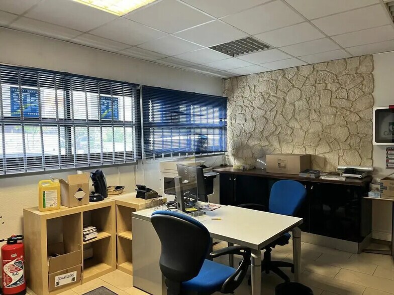 30 Rue Des Tuileries, Souffelweyersheim for lease - Interior Photo - Image 2 of 8