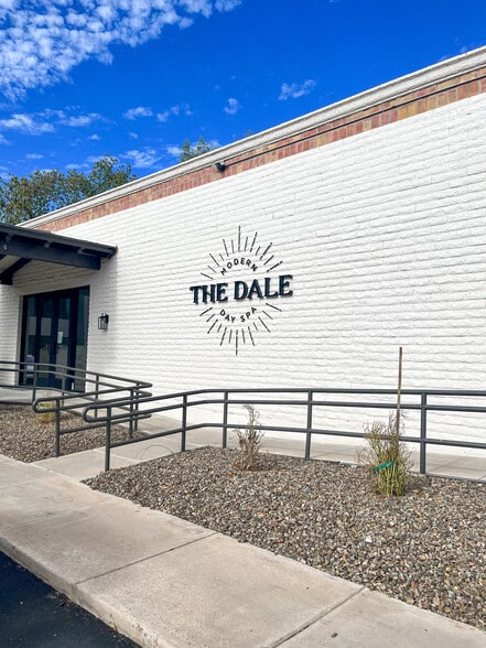 5115 N Scottsdale Rd, Scottsdale, AZ for lease - Building Photo - Image 1 of 20