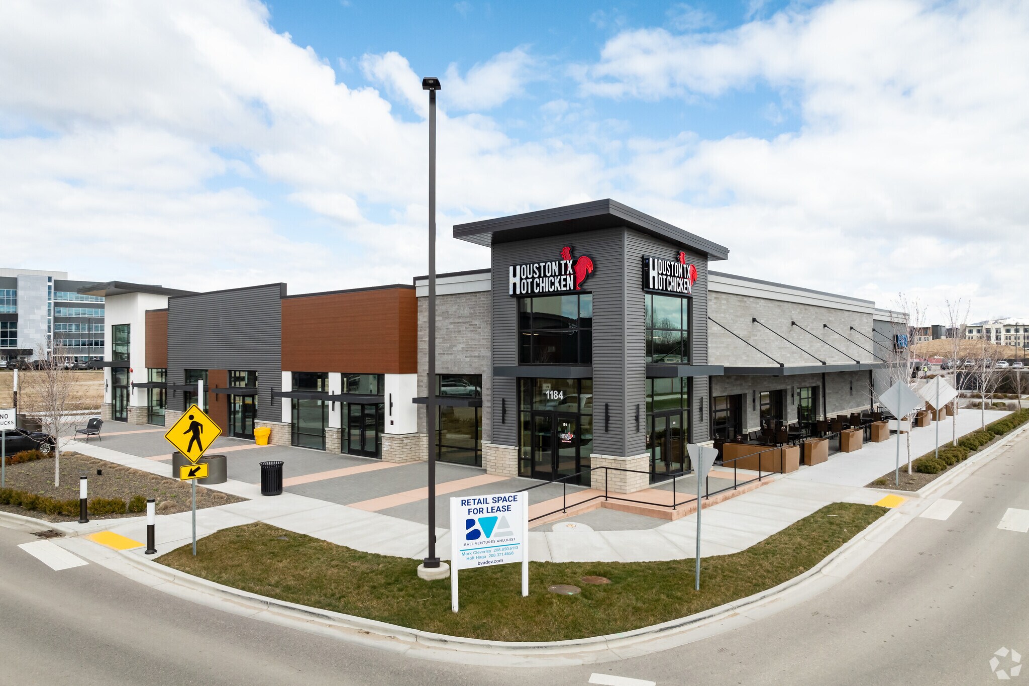 Eagle View Landing, Meridian, ID for sale Primary Photo- Image 1 of 35