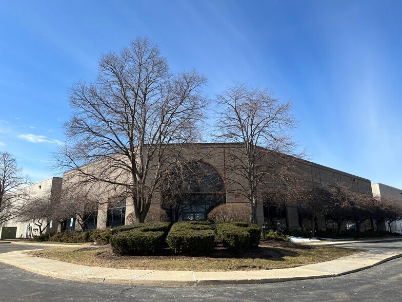 139 Exchange Blvd, Glendale Heights, IL 60139