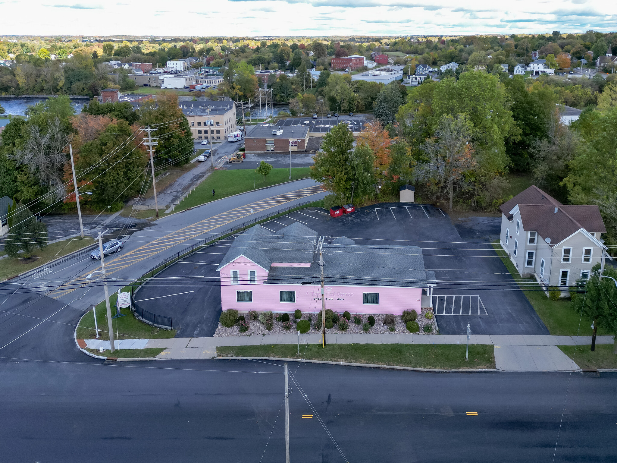 440 Coffeen St, Watertown, NY for sale Primary Photo- Image 1 of 54