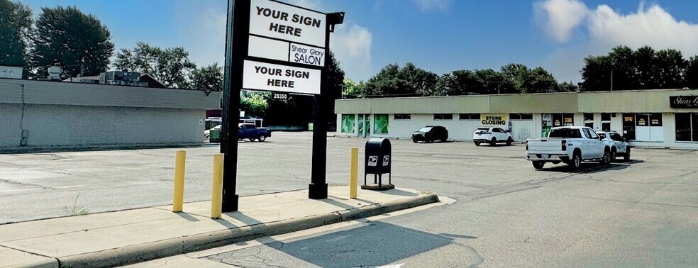 28326-28350 S River Rd, Harrison Township, MI for lease - Building Photo - Image 2 of 6