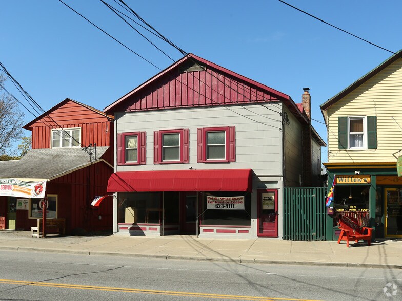 3747 Main St, Warrensburg, NY for sale - Primary Photo - Image 1 of 1