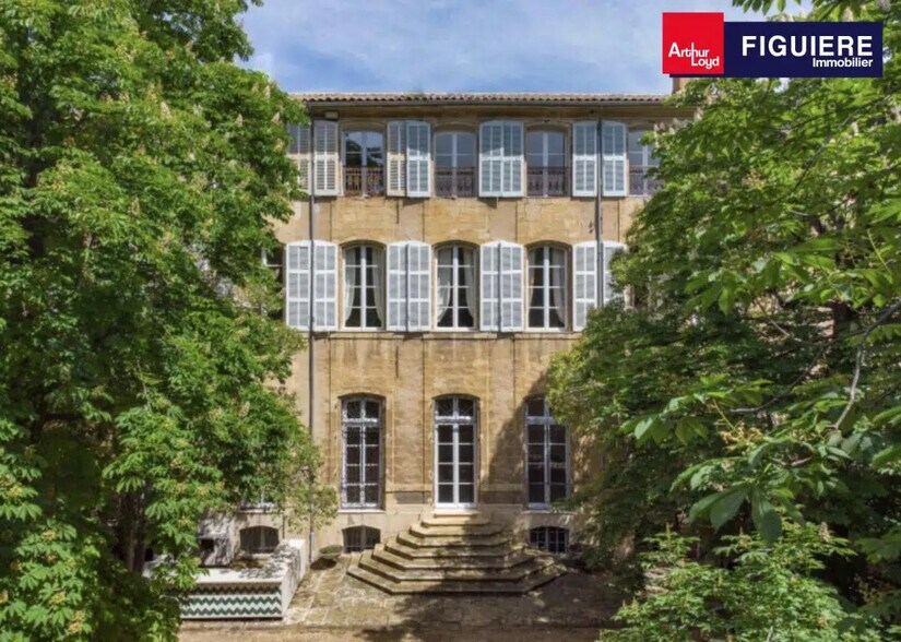Office in Aix-en-Provence for lease - Building Photo - Image 1 of 10