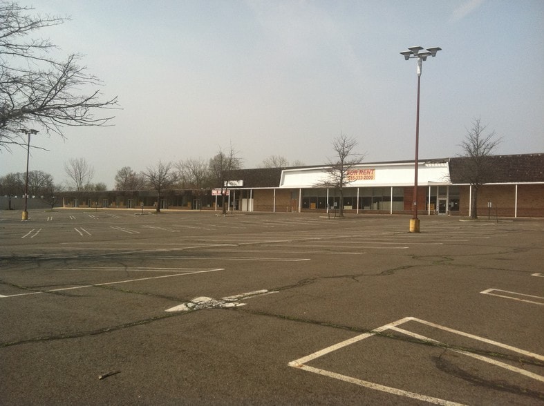 1750 Whitehorse Mercerville Rd, Hamilton, NJ for sale - Building Photo - Image 1 of 1