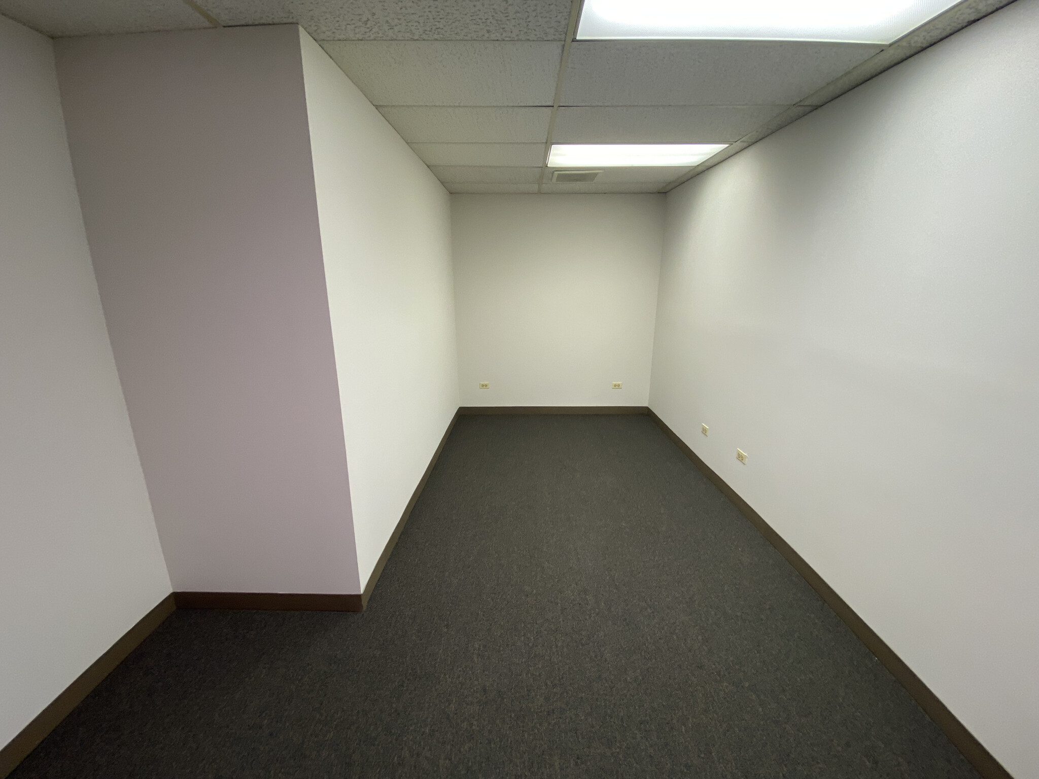 540-550 W Frontage Rd, Northfield, IL for lease Interior Photo- Image 1 of 1