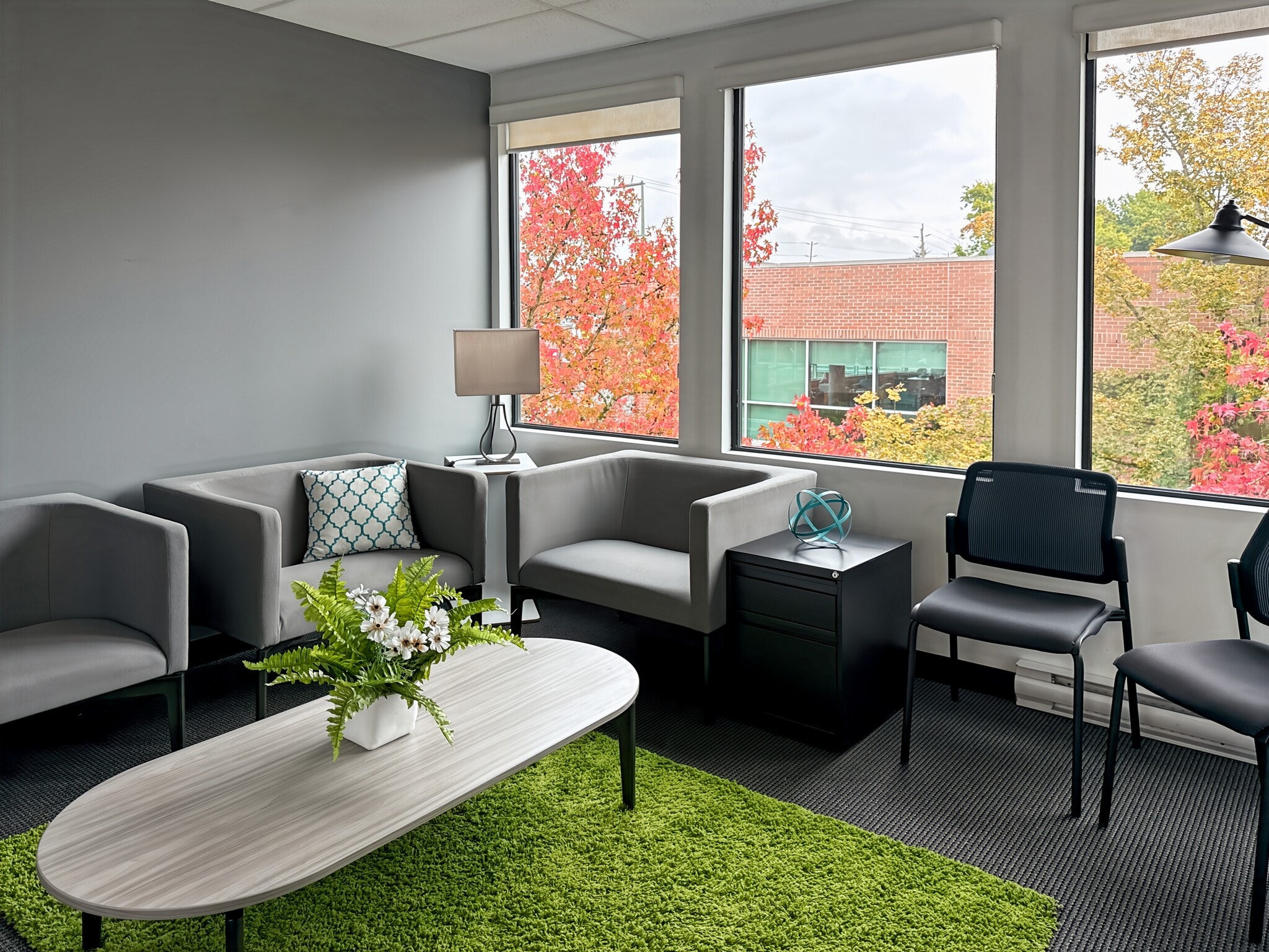 22420 Dewdney Trunk Rd, Maple Ridge, BC for lease Building Photo- Image 1 of 17