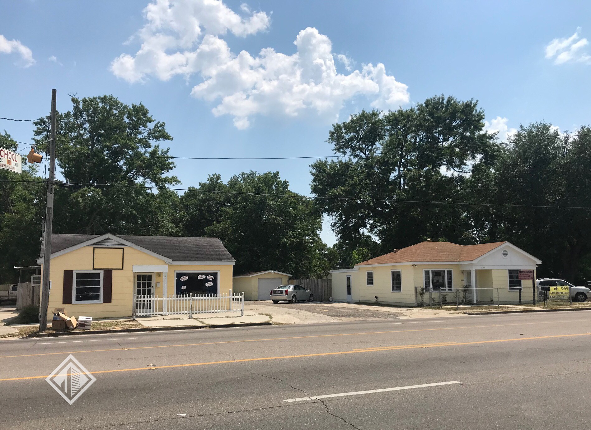 1711 Pass Rd, Biloxi, MS 39531 REDUCED 80K! 4 UNIT INVESTMENT NEAR