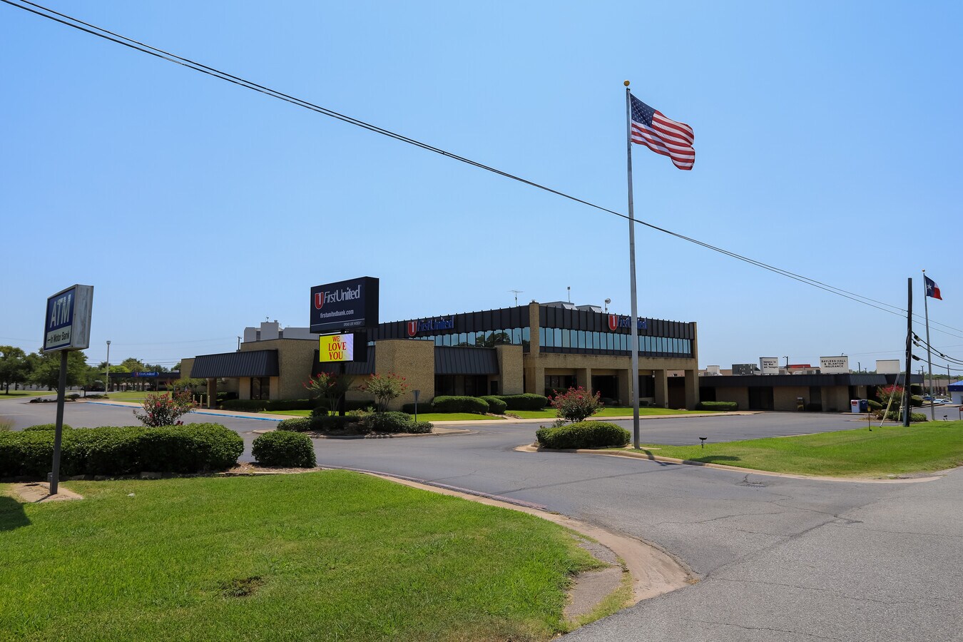 2011 Texoma Pky, Sherman, TX 75090 Retail for Sale