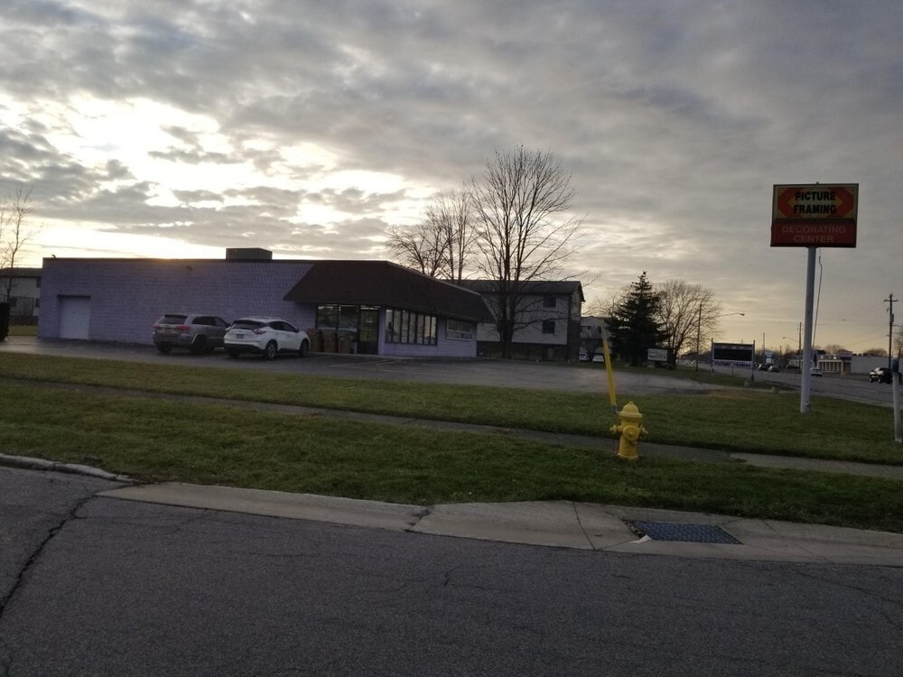 1375 French Rd, Depew, NY 14043