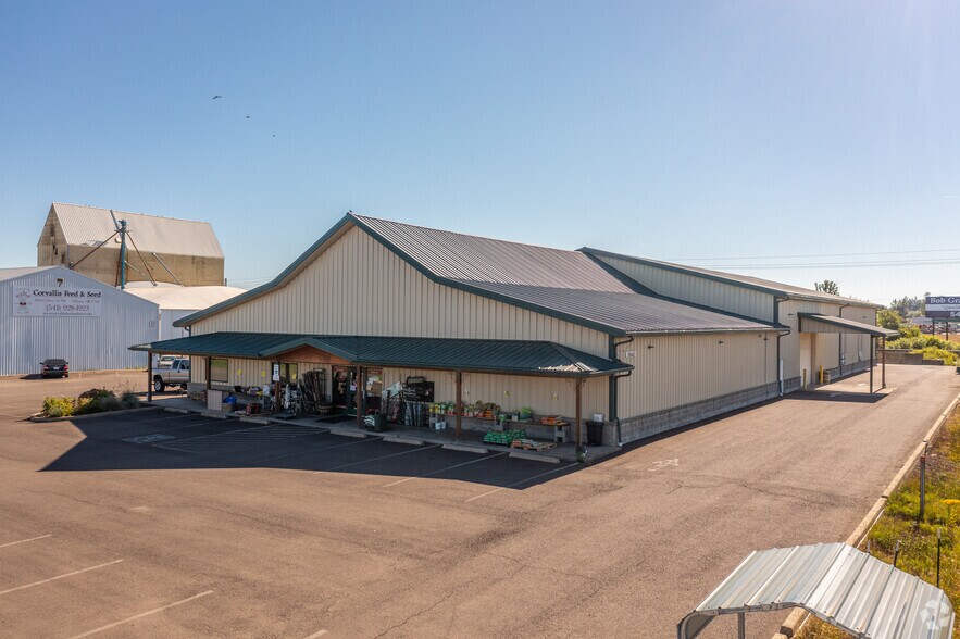 30685 Highway 34 SW, Albany, OR for sale - Primary Photo - Image 1 of 1