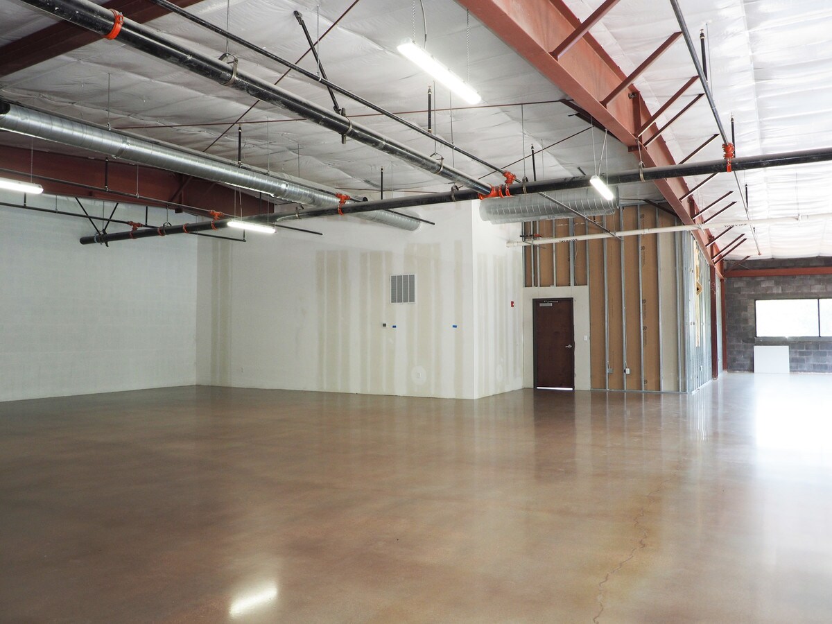 61 Silva Ln, Dracut, MA 01826