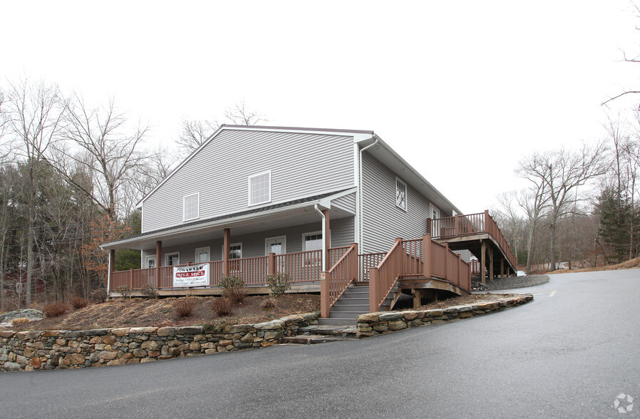 267 Willimantic Rd, Chaplin, CT for lease - Primary Photo - Image 1 of 7