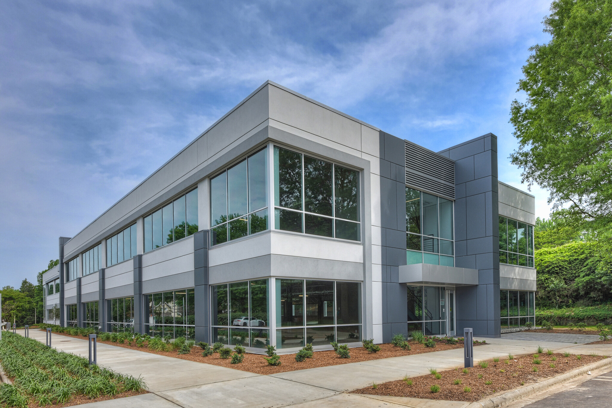 5815 Westpark Dr, Charlotte, NC 28217 - Office for Lease | LoopNet