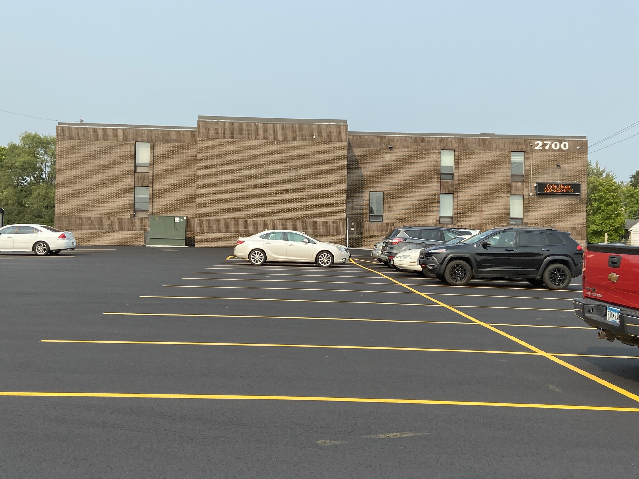 2700 1st St N, Saint Cloud, MN for lease Building Photo- Image 1 of 2