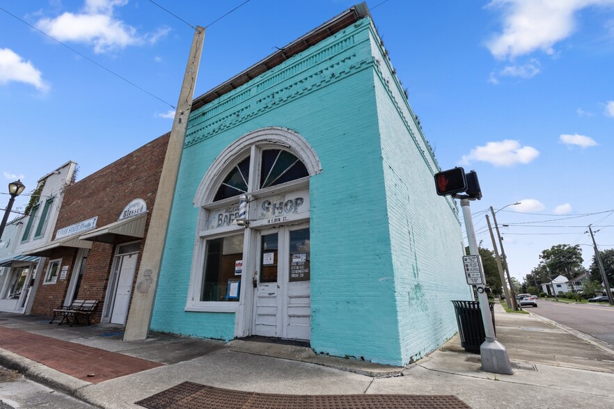 10 E Main St, Lake Butler, FL for sale - Building Photo - Image 1 of 1