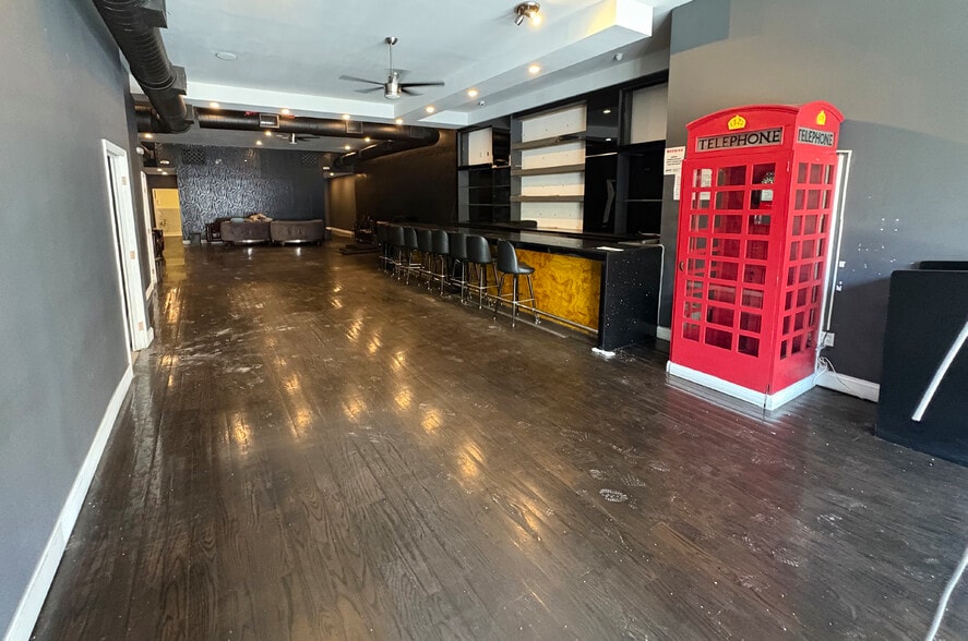 1542 Fulton St, Brooklyn, NY for lease - Building Photo - Image 2 of 9