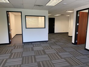 2 Meridian Blvd, Wyomissing, PA for lease Interior Photo- Image 2 of 4