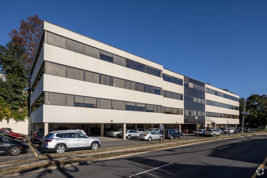 155 Polifly Rd, Hackensack, NJ for lease - Primary Photo - Image 1 of 24