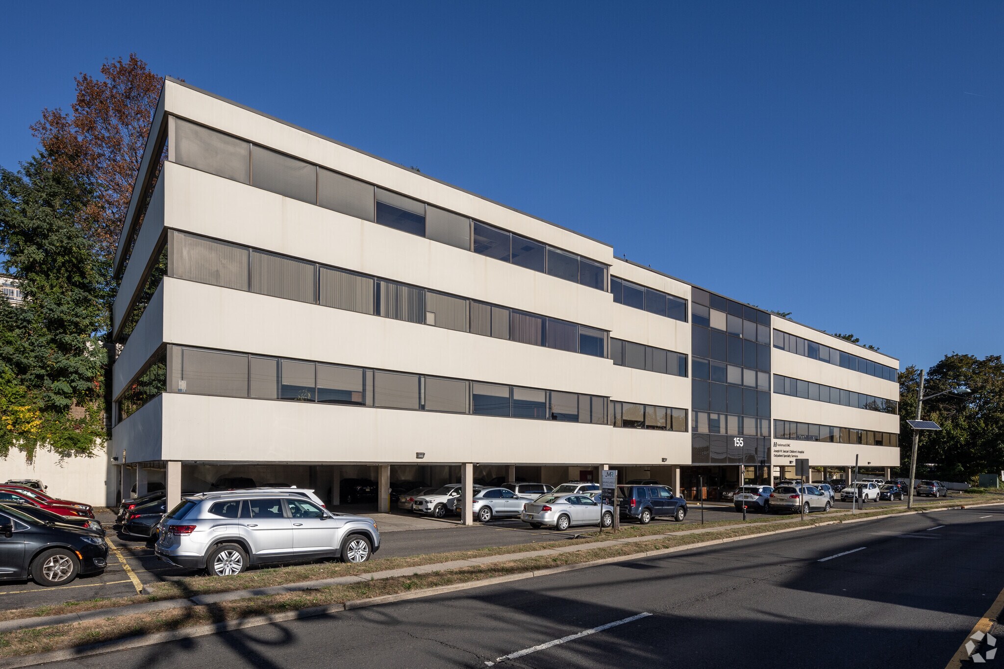 155 Polifly Rd, Hackensack, NJ for lease Primary Photo- Image 1 of 25