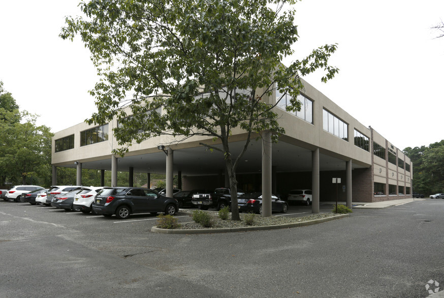 1405 Highway 18 S, Old Bridge, NJ for lease - Building Photo - Image 1 of 2