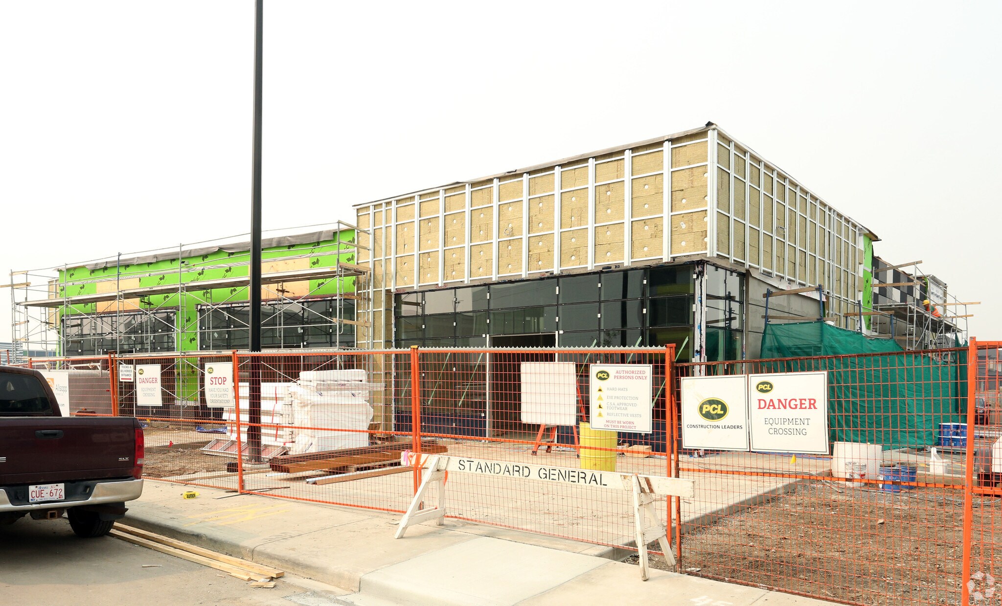 6060 Andrews Way SW, Edmonton, AB for sale Primary Photo- Image 1 of 1