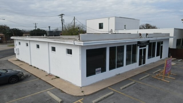 4902 Burnet Rd, Austin, TX for sale - Building Photo - Image 3 of 9