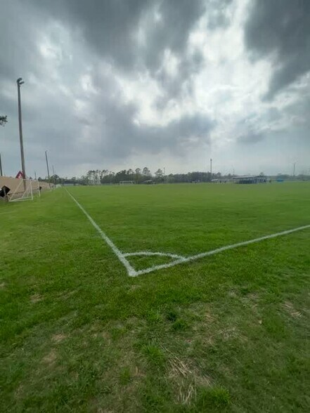 8545 Furay, Houston, TX for sale - Commercial Listing Video - Image 2 of 17