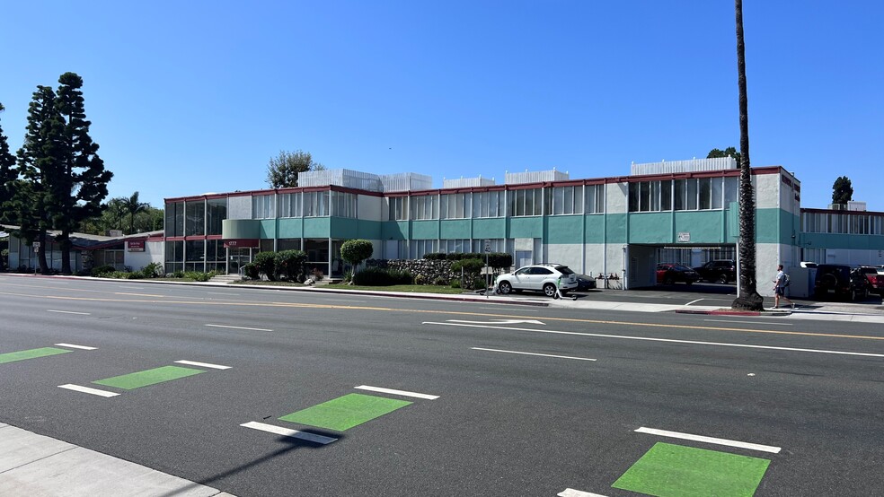 1777 Bellflower Blvd, Long Beach, CA for lease - Building Photo - Image 1 of 6