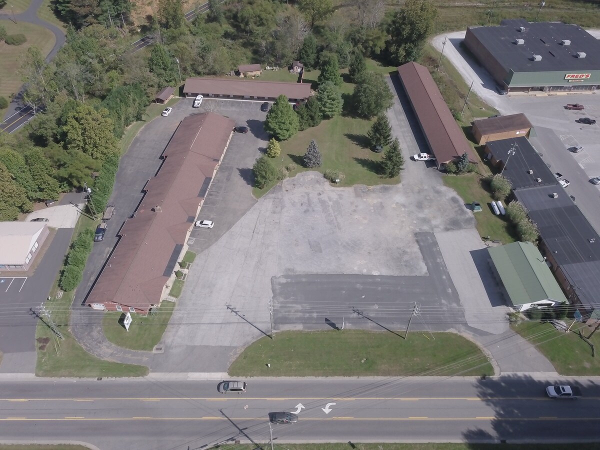 11827 S 226 Hwy, Spruce Pine, NC 28777