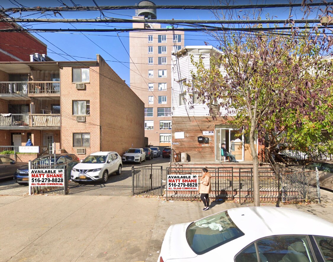 133-13-133-15 41st Rd, Flushing, NY for sale Building Photo- Image 1 of 1