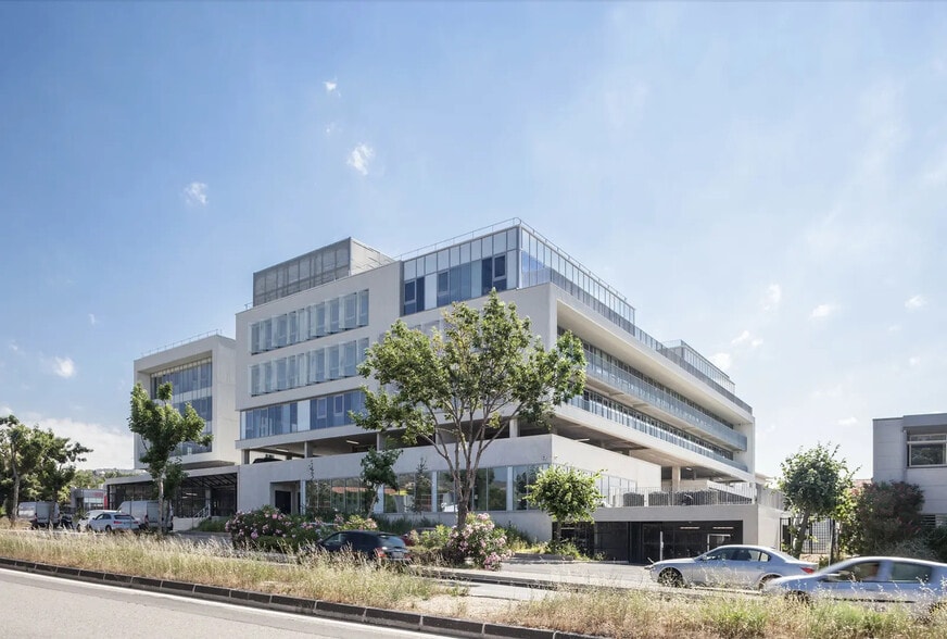 60 Avenue Andre Roussin, Marseille for lease - Building Photo - Image 1 of 9
