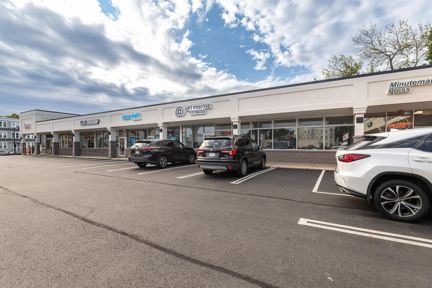 407-411 Cabot St, Beverly, MA for lease - Building Photo - Image 2 of 25