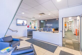 8-10 Chapman Pl, Eagle Farm for lease Interior Photo- Image 1 of 4