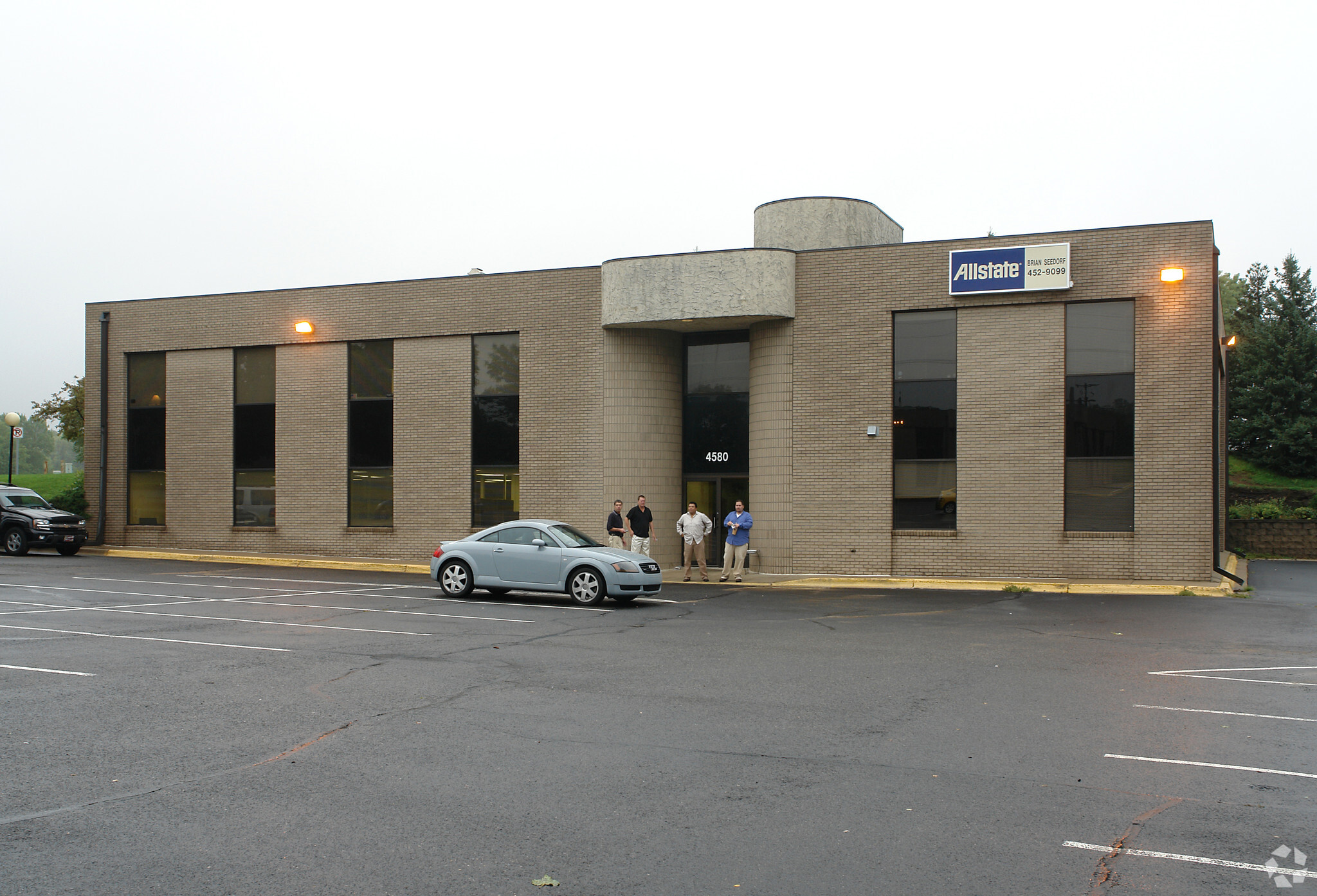 4580 Scott Trl, Eagan, MN for lease Building Photo- Image 1 of 4