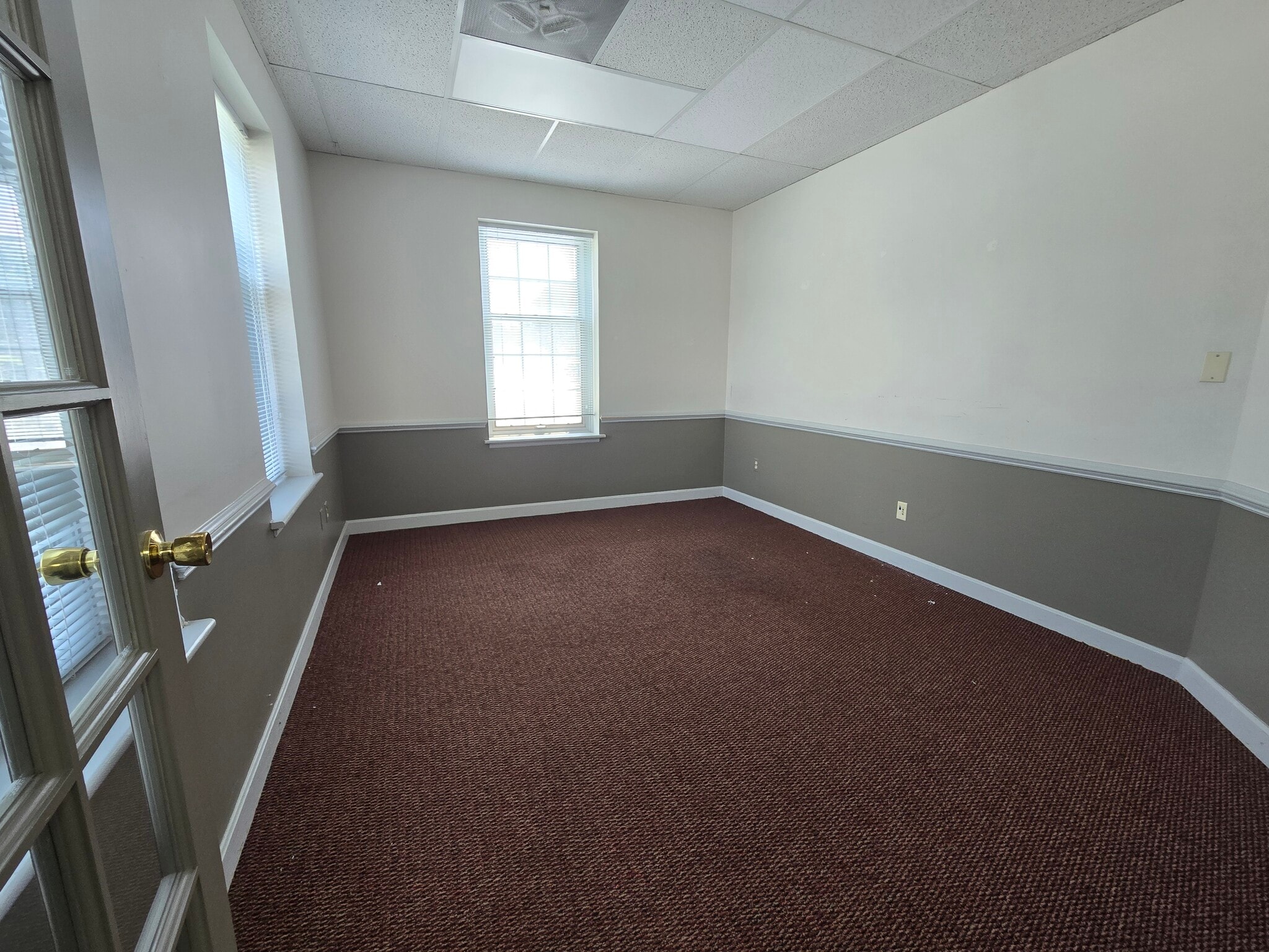 10901 Indian Head Hwy, Fort Washington, MD for lease Building Photo- Image 1 of 14