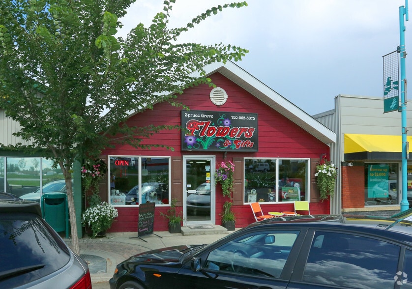 321 First Ave, Spruce Grove, AB for sale - Building Photo - Image 2 of 4