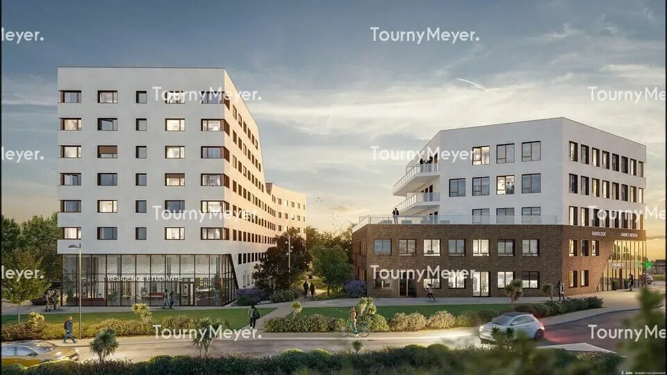 Office in Vannes for lease - Building Photo - Image 3 of 5