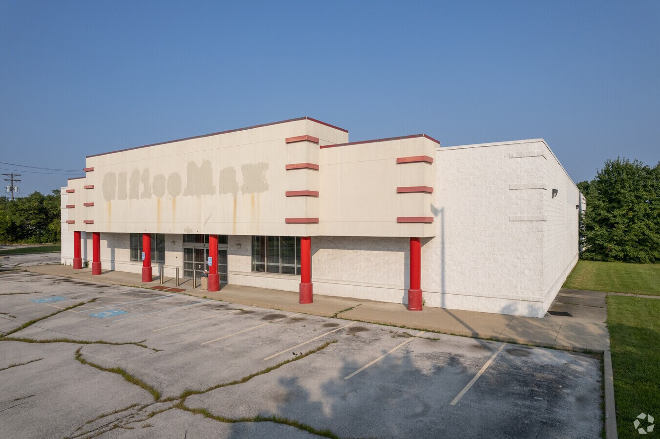 2802 Curtice Rd, Northwood, OH 43619 Small Box Retail for Sale/Lease