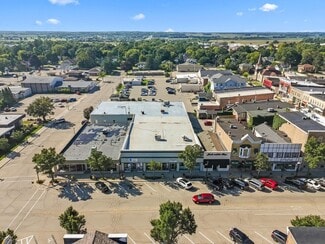 More details for 21 E Walworth St, Elkhorn, WI - Office for Sale