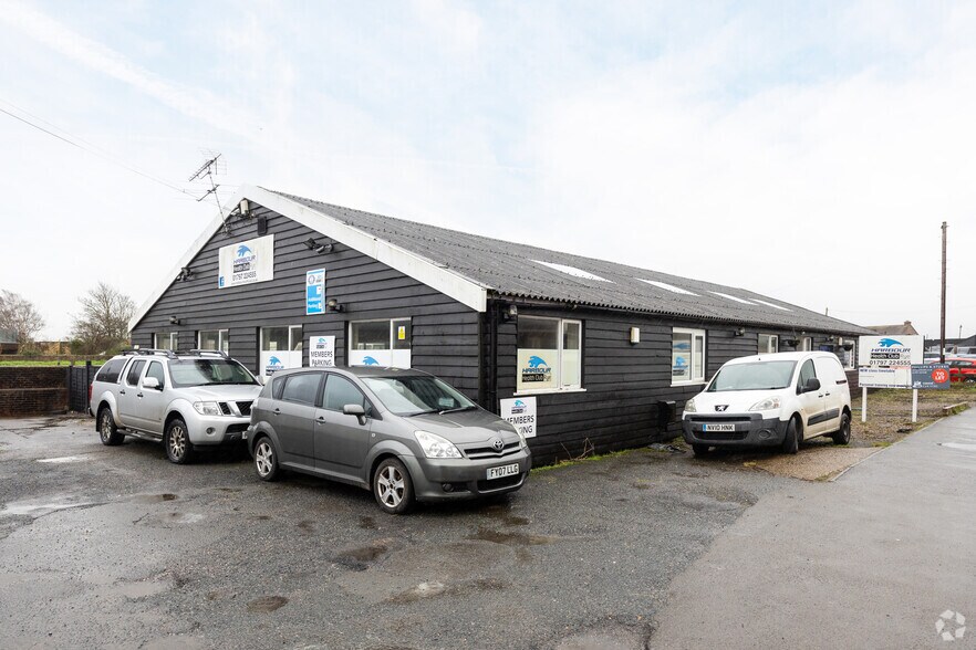 24 Winchelsea Rd, Rye for sale - Primary Photo - Image 1 of 1