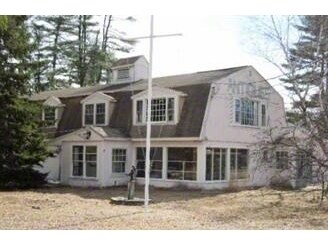 2 Spruce Ln, Kingston, NH for sale Primary Photo- Image 1 of 1