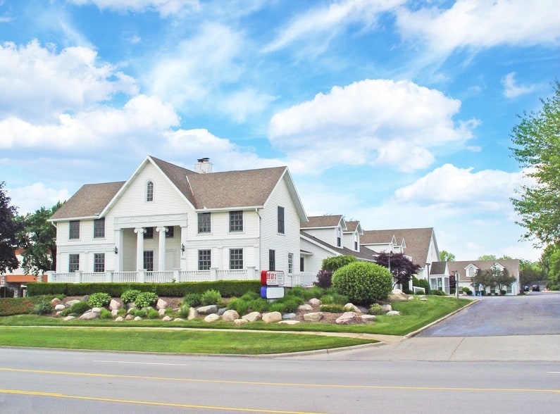 1812-1814 S Rochester Rd, Rochester Hills, MI for lease - Primary Photo - Image 1 of 9