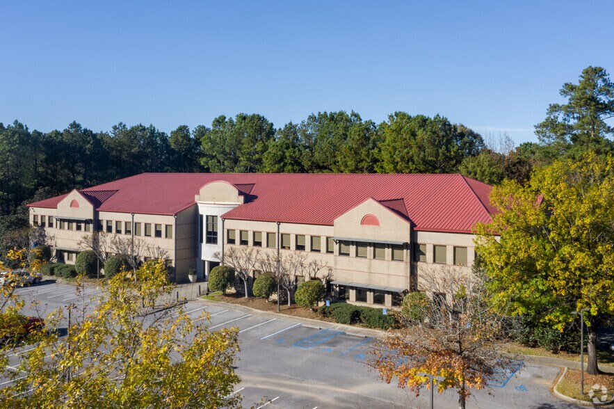 4601 Southlake Pky, Hoover, AL 35244