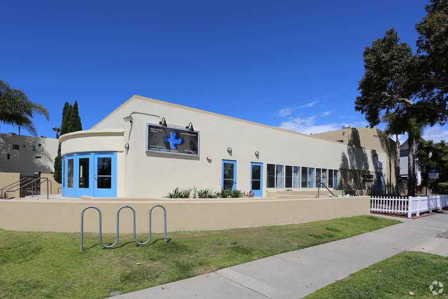 1050 Thomas Ave, San Diego, CA for lease - Building Photo - Image 1 of 2