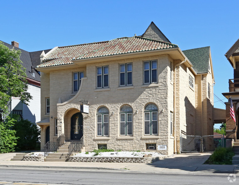 2316 W National Ave, Milwaukee, WI for sale - Primary Photo - Image 1 of 1